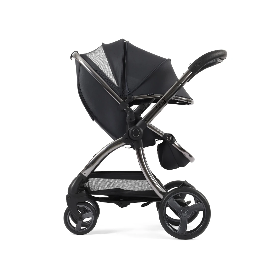 Egg 3 Stroller Luxury Travel System With Maxi-Cosi Cabriofix I-Size Car Seat | Carbonite 7 Egg 3 Stroller Luxury Travel System With Maxi-Cosi Cabriofix I-Size Car Seat | Carbonite - Image 7