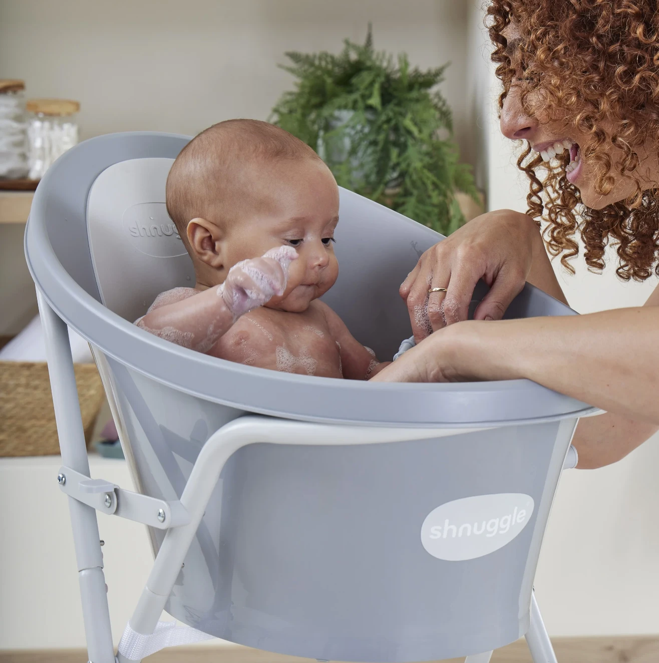 Shnuggle® Shnuggle Baby Bath With Bump And Plug | Blossom 4 Shnuggle® Shnuggle Baby Bath With Bump And Plug | Blossom - Image 4