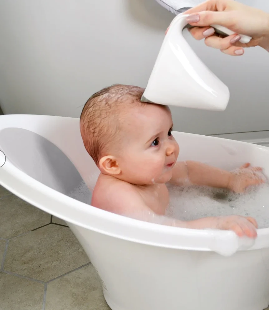 Shnuggle® Shnuggle Washy Rinsing Jug | Blossom 2 Shnuggle® Shnuggle Washy Rinsing Jug | Blossom - Image 2