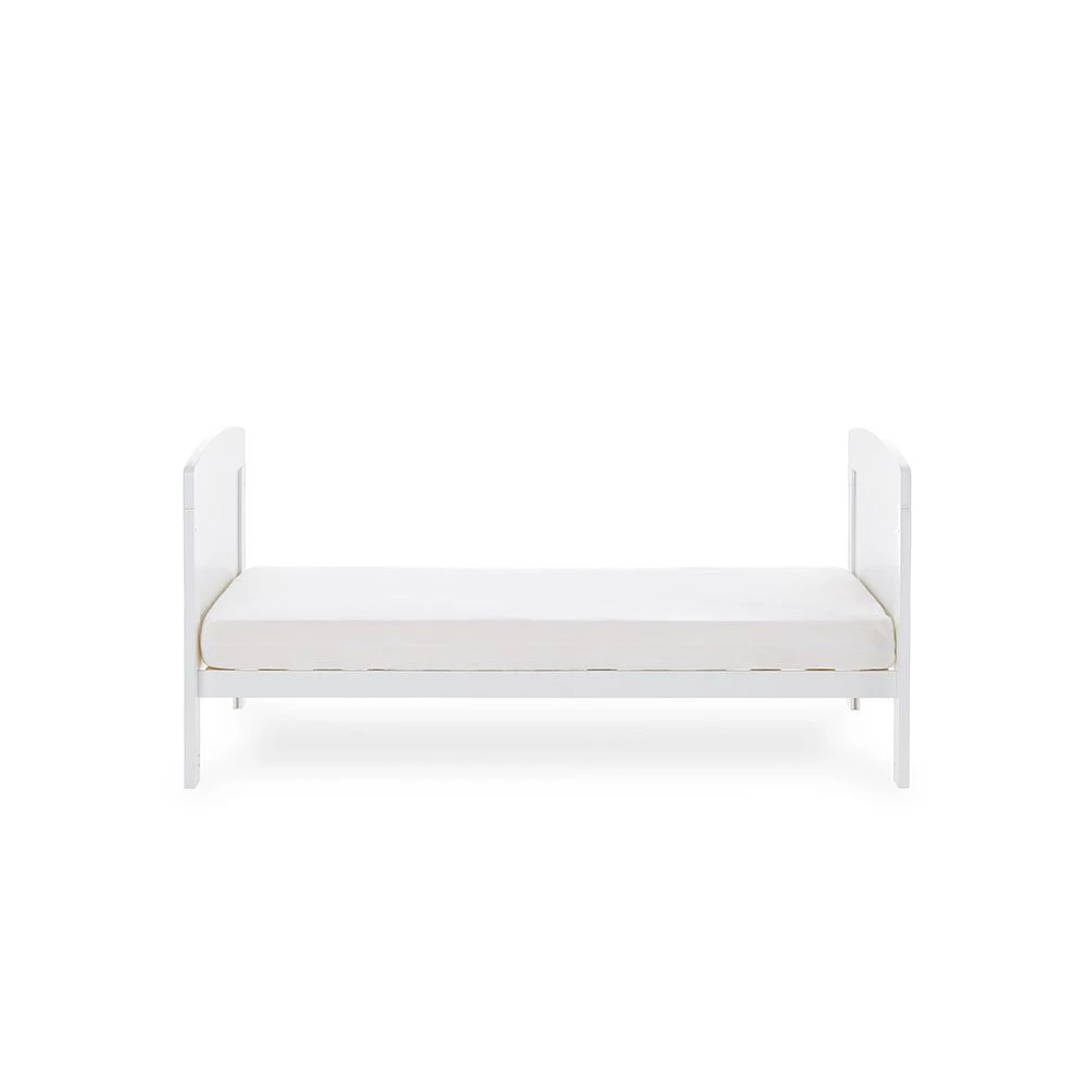 Obaby Grace Cot Bed & Fibre Mattress- White 7 Obaby Grace Cot Bed & Fibre Mattress- White - Image 7
