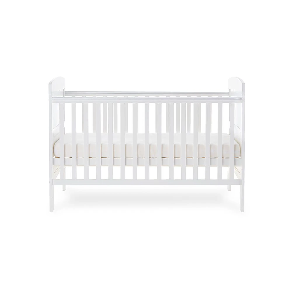 Obaby Grace Cot Bed & Fibre Mattress- White 4 Obaby Grace Cot Bed & Fibre Mattress- White - Image 4