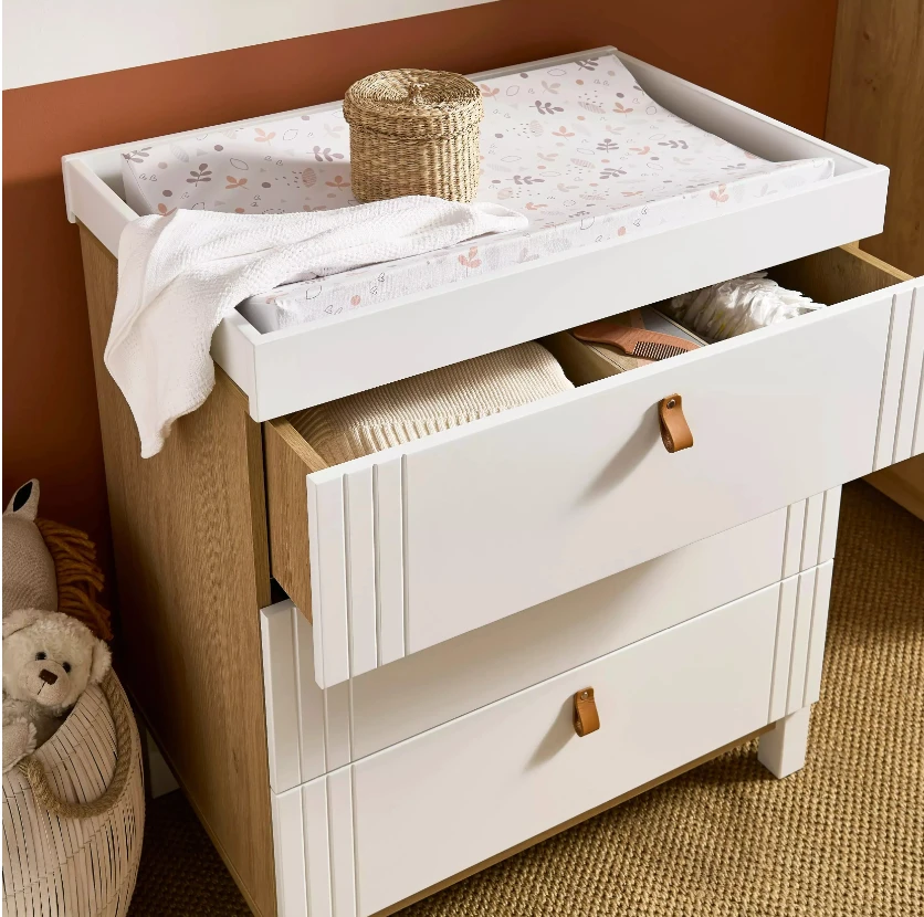 CuddleCo Rafi 2 Piece Furniture Set - Oak | White 3 CuddleCo Rafi 2 Piece Furniture Set - Oak | White - Image 3